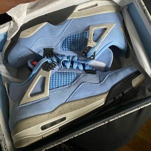 Jordan 4 university blue